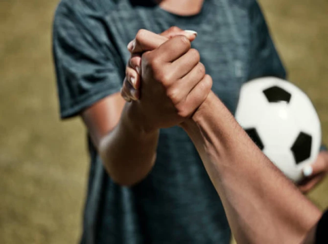 How to Have Sportsmanship in Soccer
