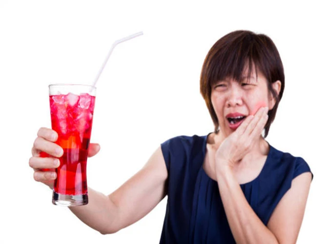 When Can You Safely Enjoy Carbonated Drinks After Tooth Extraction